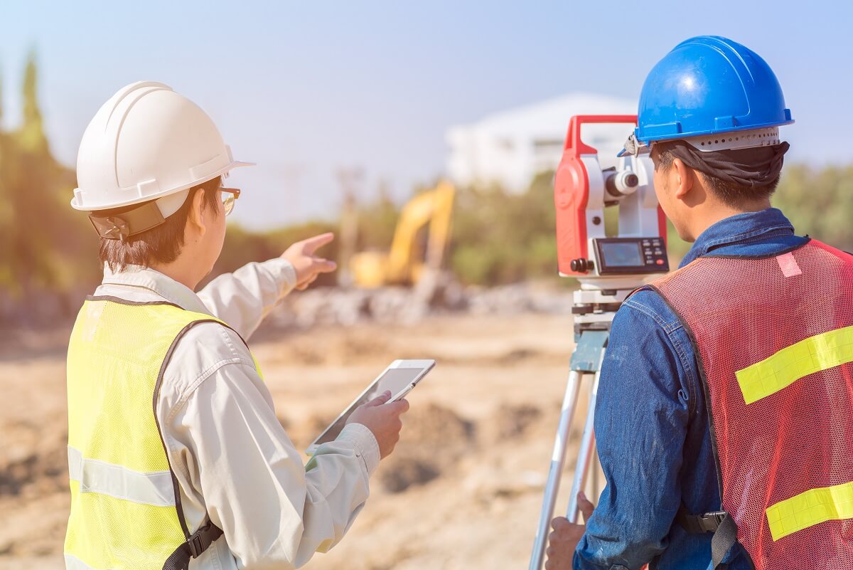 Land Surveyors’ Importance in Civil Engineering
